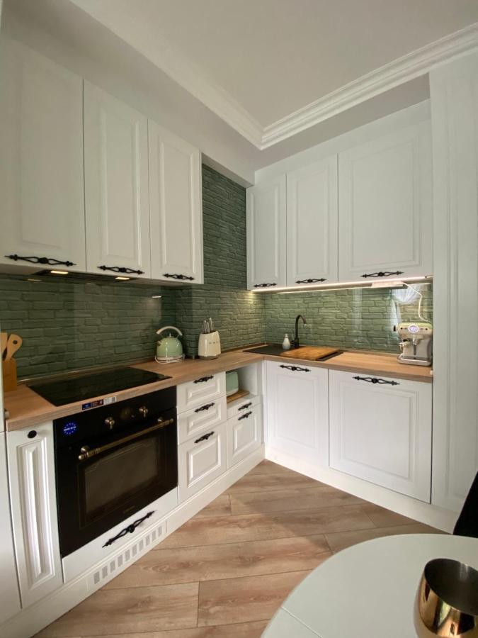 Classic And New Brand San Stefano 9 Apartment Warna